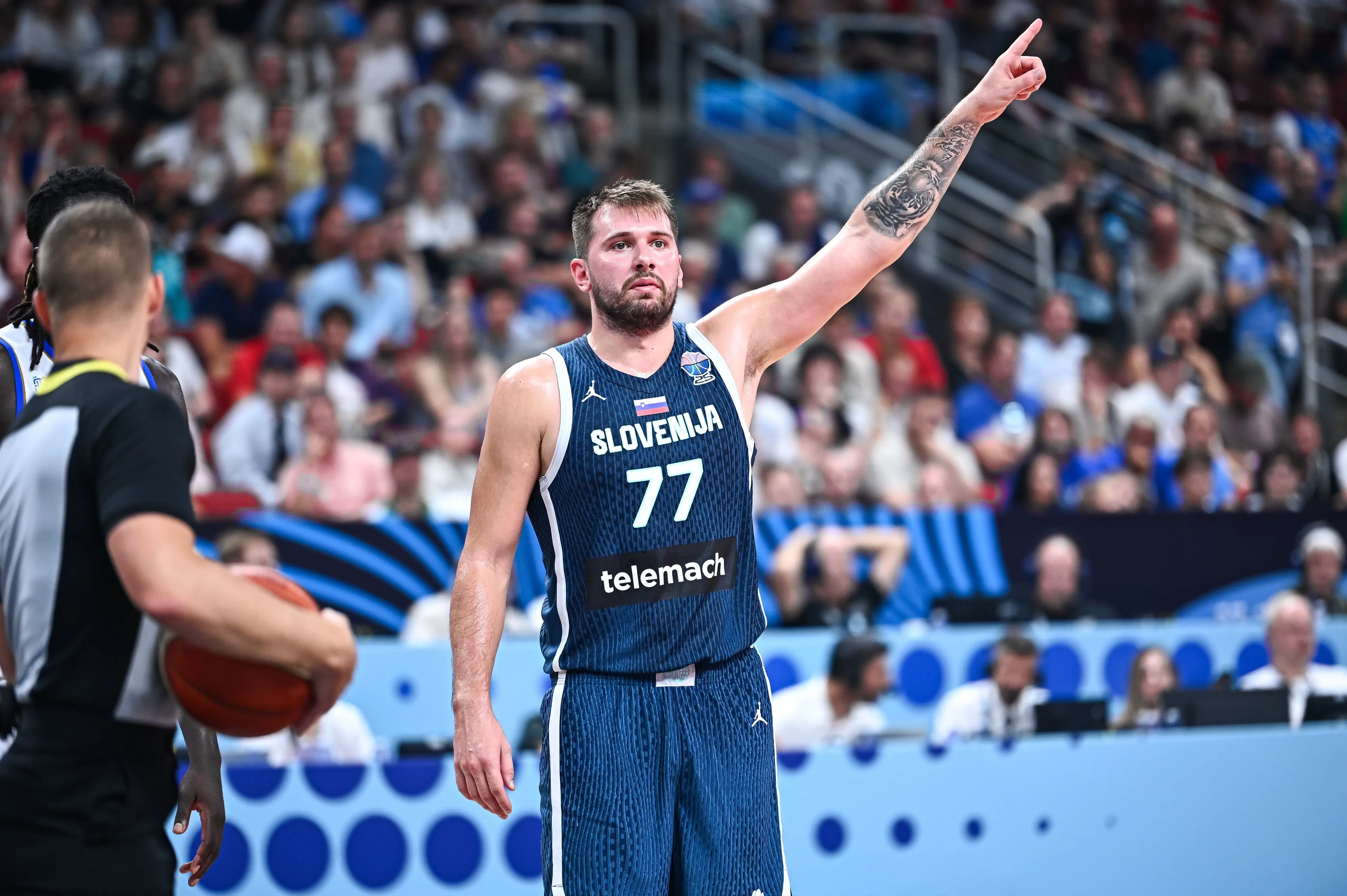 不减, 但是以东契 不减, 但是以东契